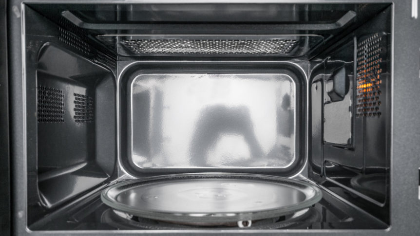 What to Do When Your Microwave Door Won't Open - Big Al's Appliance Repair